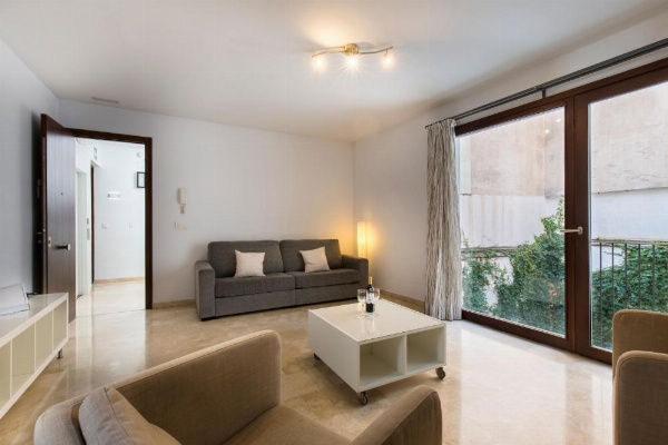 tuGuest Elvira Suites image 32